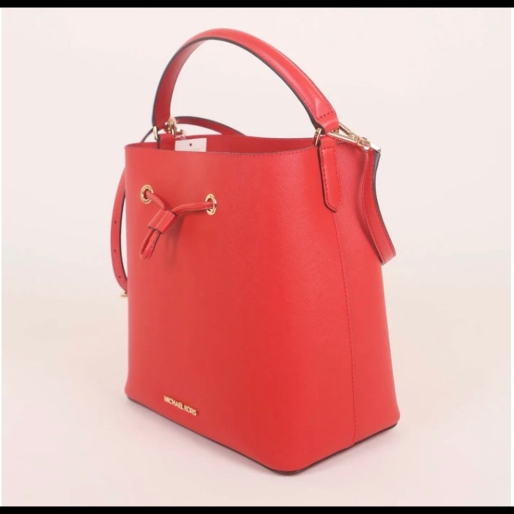 Michael Kors Large Bucket Flame ✨NWT✨ - Picture 2 of 4
